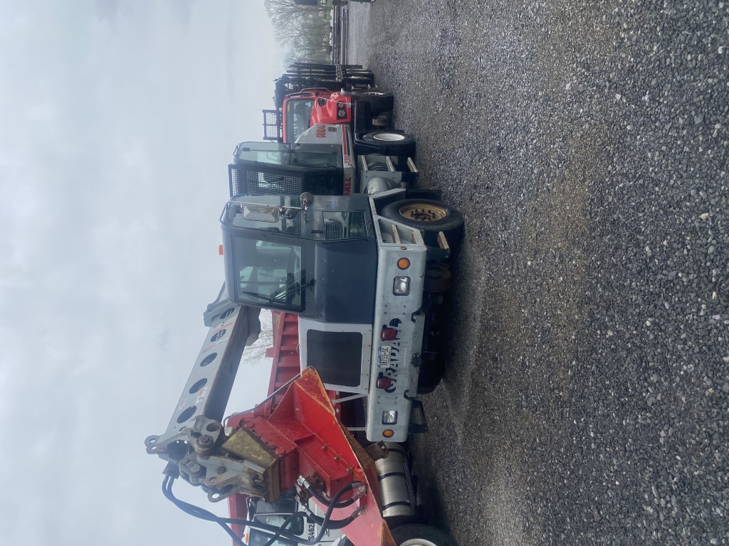 Image of 2005 GRADALL MODEL XL3100 BRUSH CUTTER