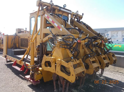 For Sale Railroad Equipment: JACKSON 3000 UTILITY TAMPER